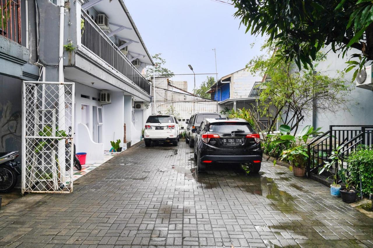 Oyo 91561 Gandhi Hotel Bandung Ngoại thất bức ảnh