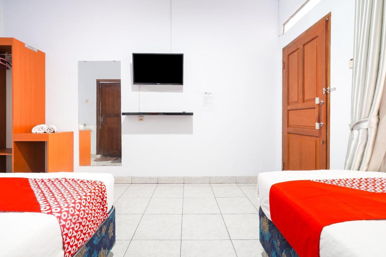 Oyo 91561 Gandhi Hotel Bandung Ngoại thất bức ảnh