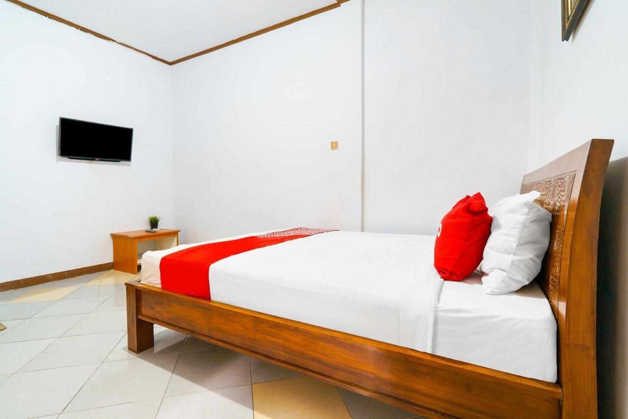 Oyo 91561 Gandhi Hotel Bandung Ngoại thất bức ảnh