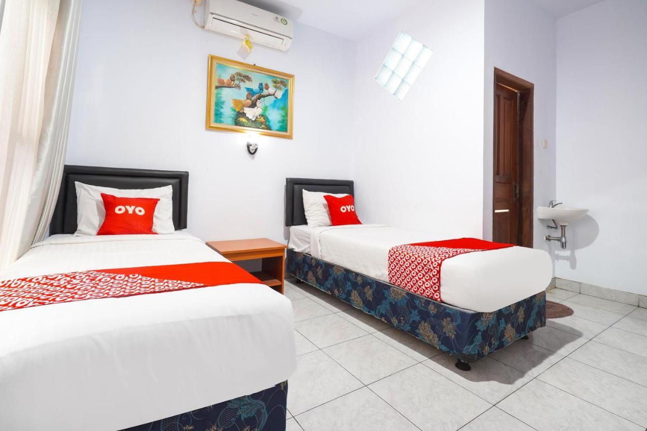 Oyo 91561 Gandhi Hotel Bandung Ngoại thất bức ảnh