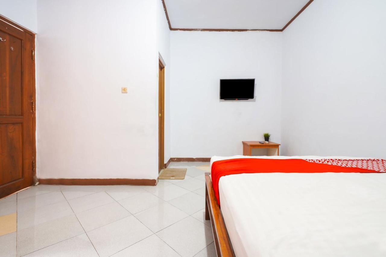 Oyo 91561 Gandhi Hotel Bandung Ngoại thất bức ảnh
