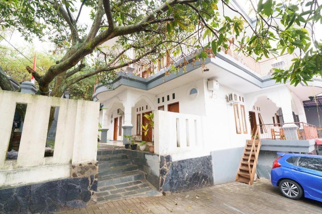 Oyo 91561 Gandhi Hotel Bandung Ngoại thất bức ảnh