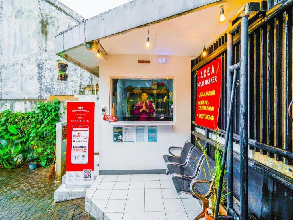 Oyo 91561 Gandhi Hotel Bandung Ngoại thất bức ảnh